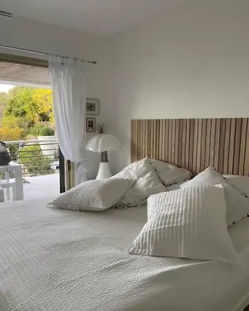 La Maison De Doms Avec Jacuzzi Et Vue 카시스