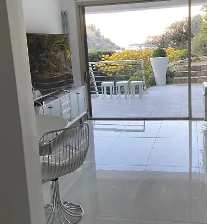 La Maison De Doms Avec Jacuzzi Et Vue Appartamento