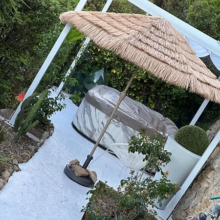 Daire La Maison De Doms Avec Jacuzzi Et Vue Cassis