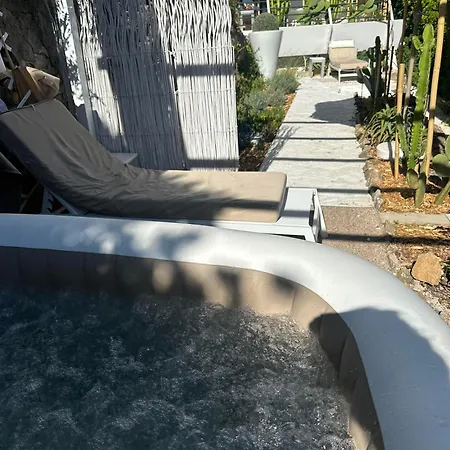 Daire La Maison De Doms Avec Jacuzzi Et Vue *