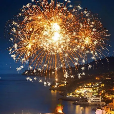 La Maison De Doms Avec Jacuzzi Et Vue